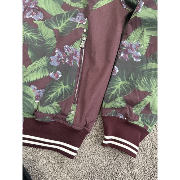 GSTQ Jacket Mens Small Burgundy Green Floral Bomber MSRP $349Lightweight Zip Up - Picture 5 of 10